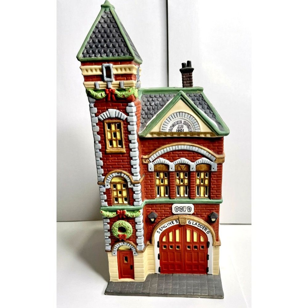Lighted Christmas In The City 1990 Red Brick Fire Station WORKS Department 56